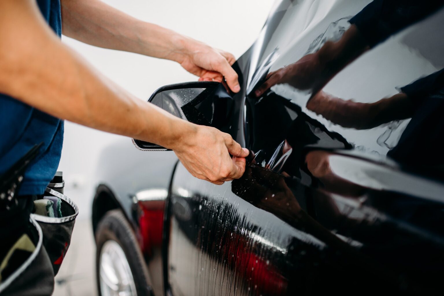 Why Professional Car Window Tinting in Dubai Matters More Than You Think